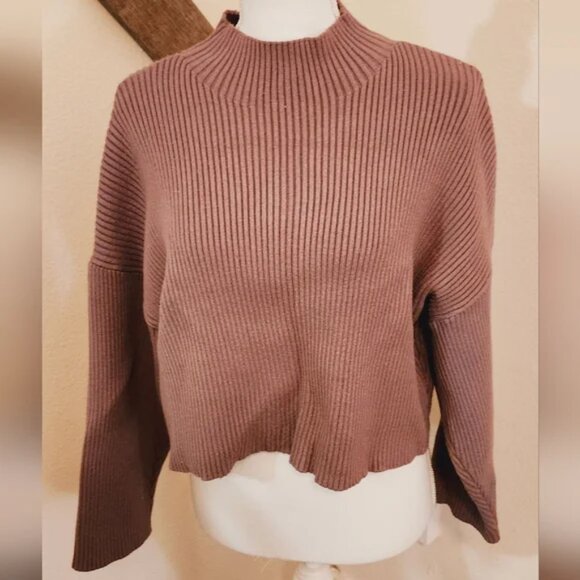 🤎 Zara Women’s Cropped Ribbed Mock Turtleneck Sweater – Size Large 🤎 - Picture 2 of 5